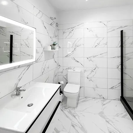 Orkana Centrum Apartment *