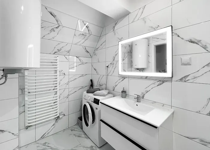 Orkana Centrum 아파트 *