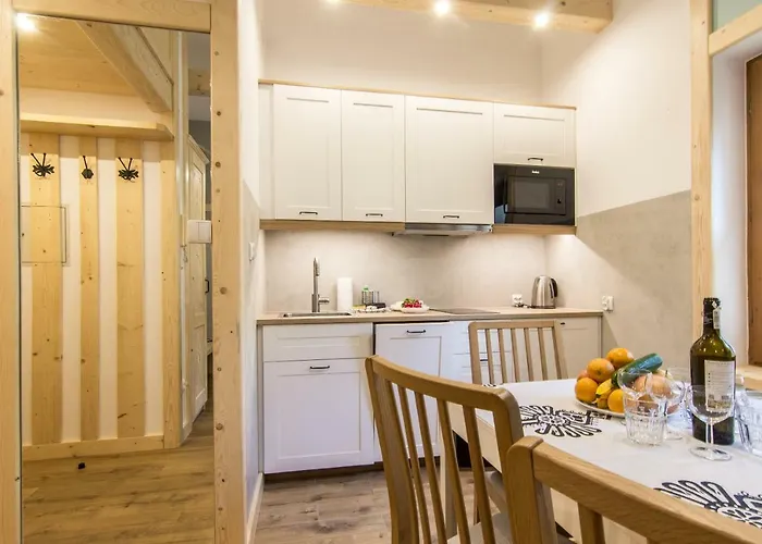 Orkana Centrum 자코파네